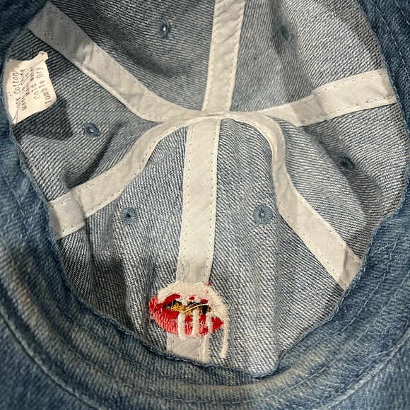 Kylie Cosmetics strap back dad cap Lipstick Logo Jenner - Picture 2 of 3